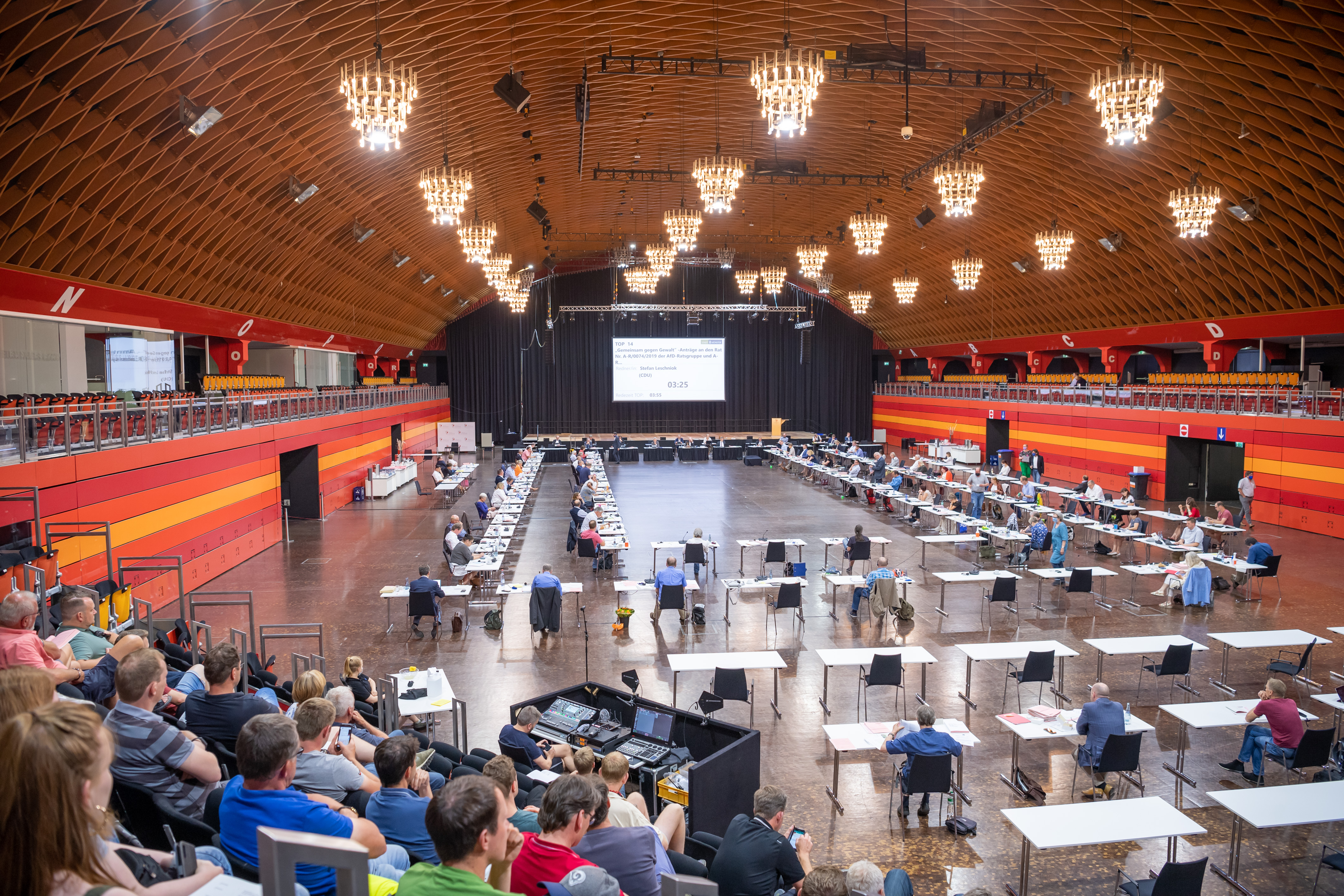 Ratssitzung in der Halle Münsterland